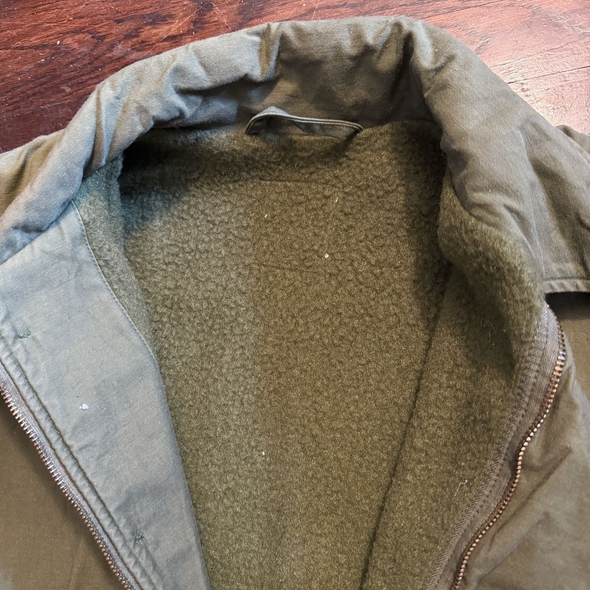Vintage 1970s Navy A-2 Deck Jacket M/L Size US M / EU 48-50 / 2 - 4 Thumbnail