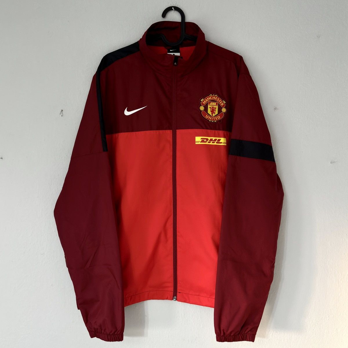 Nike × Vintage 2010 2011 Manchester United Nike DHL Vintage Soccer Jacket L Size US L / EU 52-54 / 3 - 2 Thumbnail