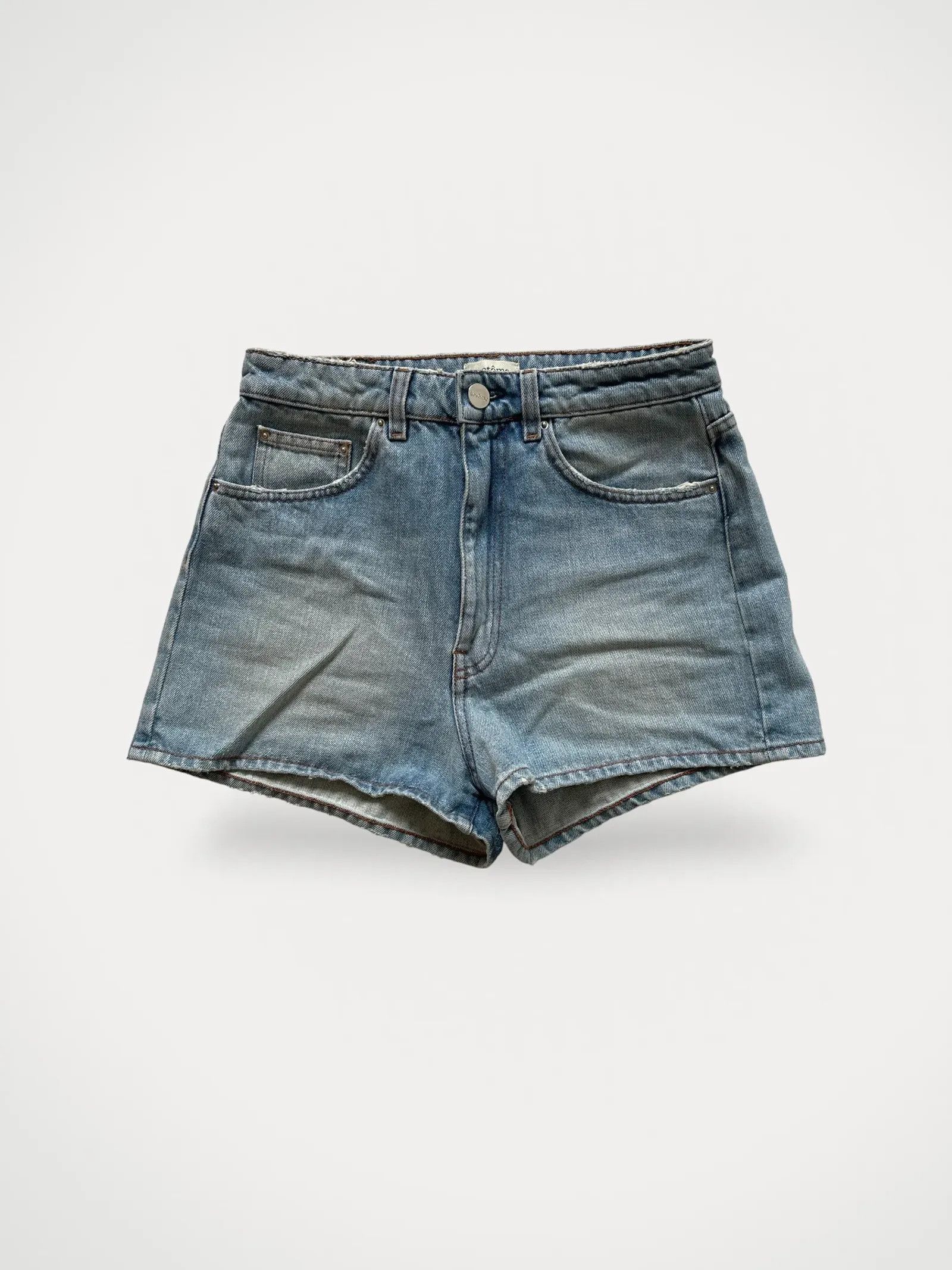 Toteme Toteme Original Denim Shorts Shorts Size 26" / US 2 / IT 38 - 1 Thumbnail