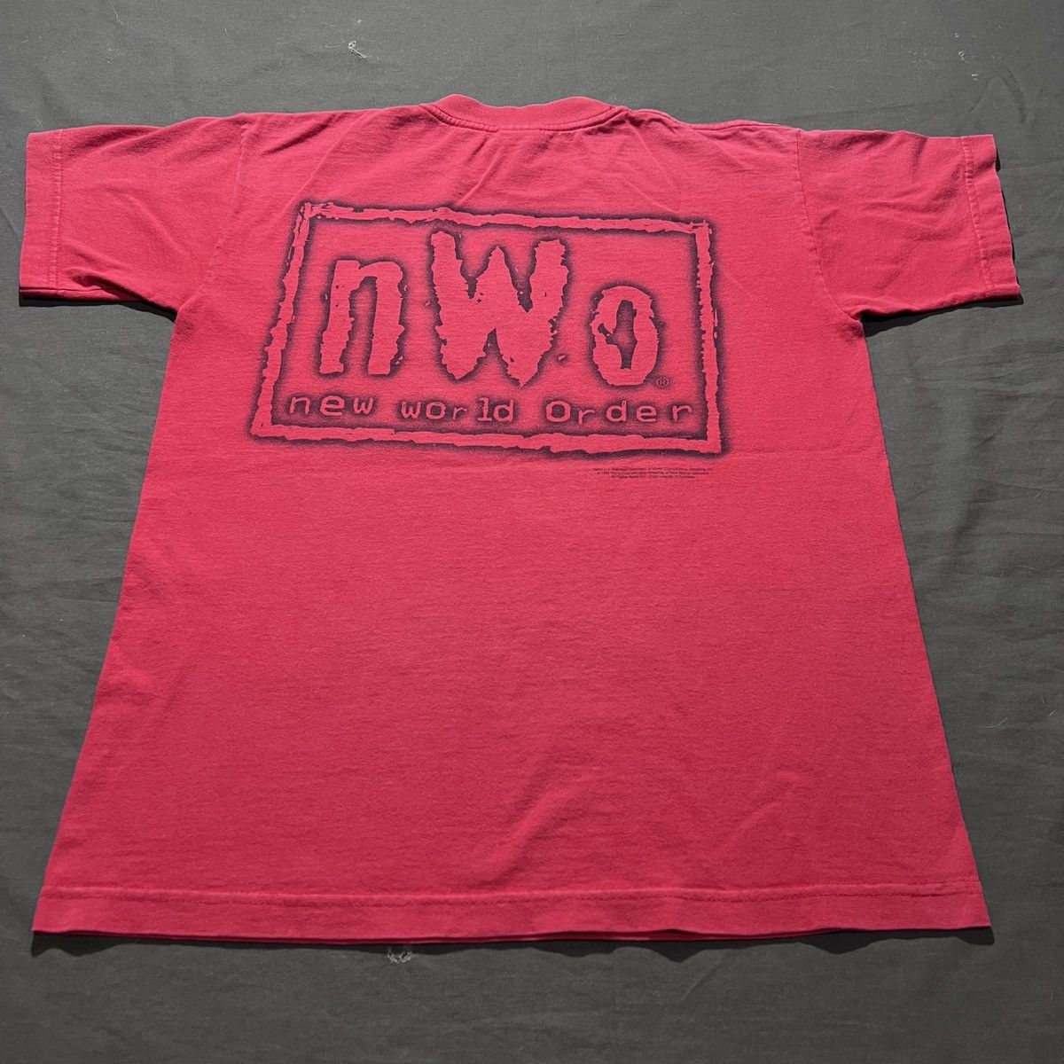 WWE Vintage 90s WCW NWO KEVIN NASH Wrestling Graphic Tee Size US S / EU 44-46 / 1 - 8 Thumbnail