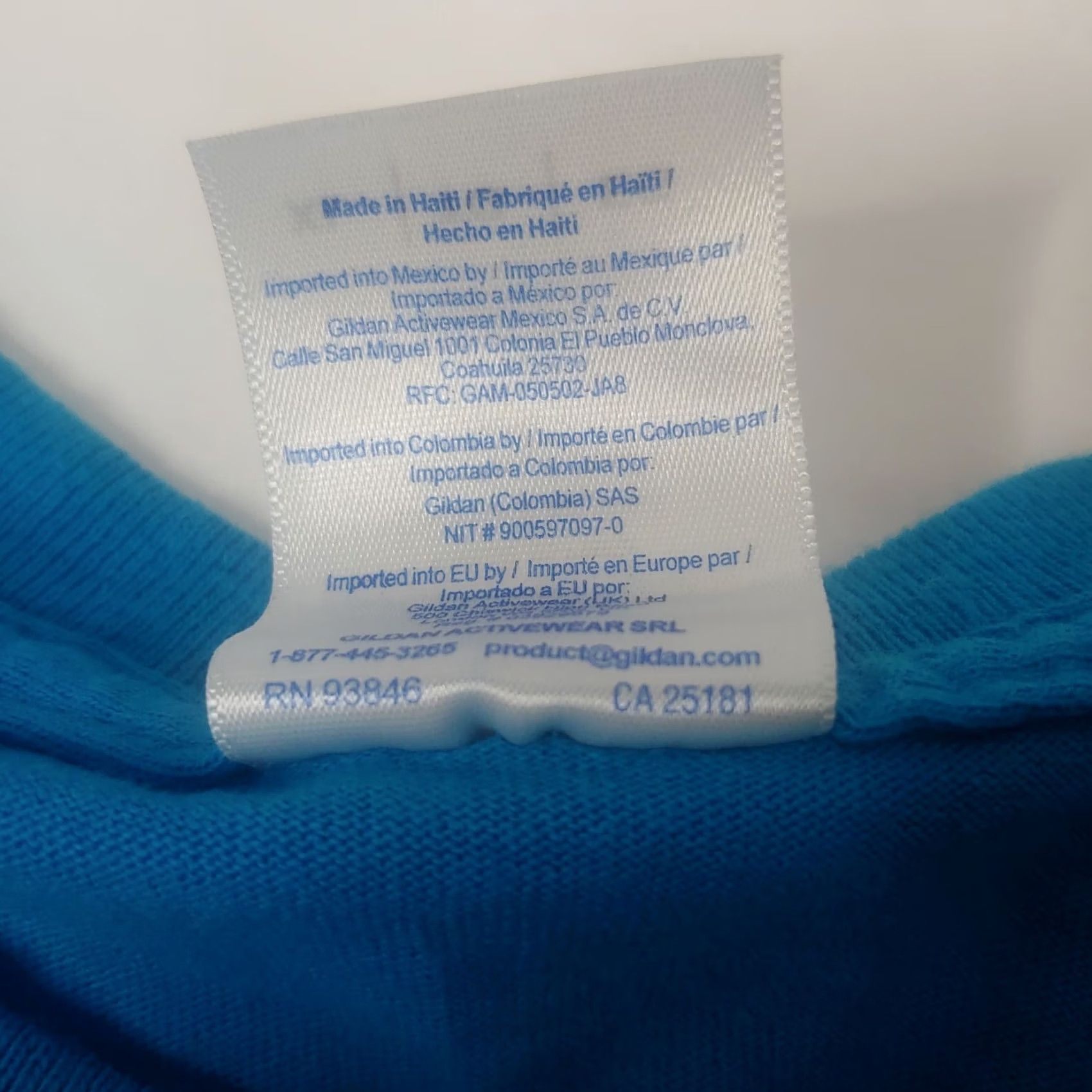 Gildan Nikki Minaj Pink Print Tour Shirt XL Blue Rap Music Lolli Pop Candy Sexy Dance Shirt Mens XL Blue Size US XL / EU 56 / 4 - 7 Thumbnail