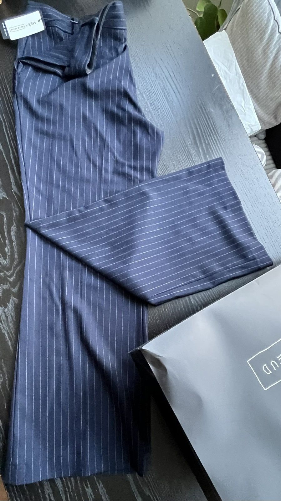 Bella Freud × Marks & Spencer Bella Freud pinstripe navy suit trousers Size 32" / US 10 / IT 46 - 7 Thumbnail