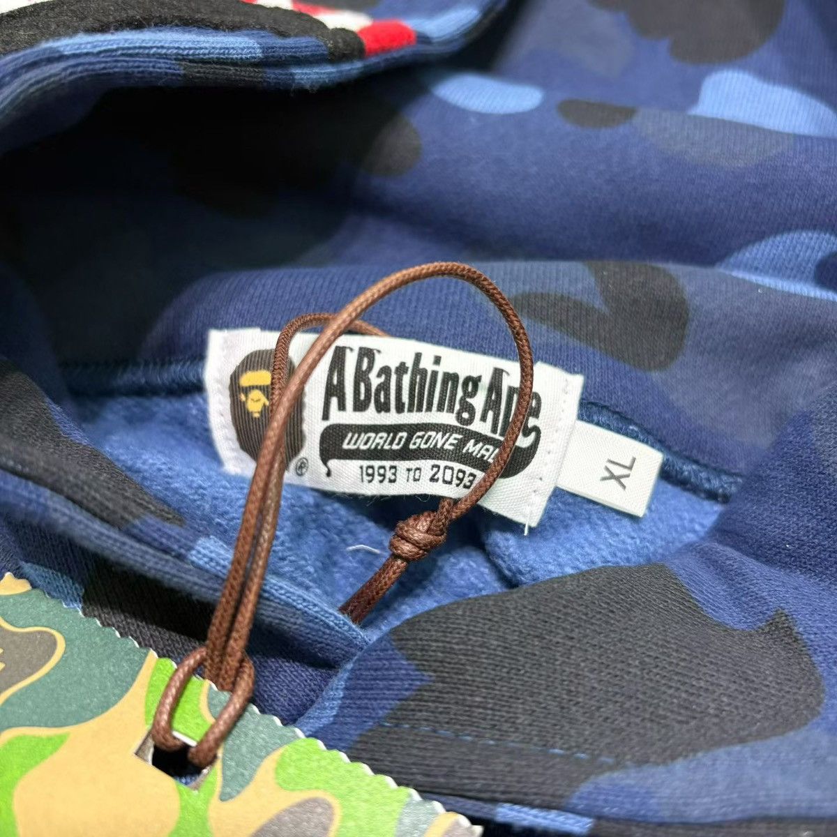 Bape BAPE CAMO SHARK HOODIE Size US XL / EU 56 / 4 - 8 Thumbnail