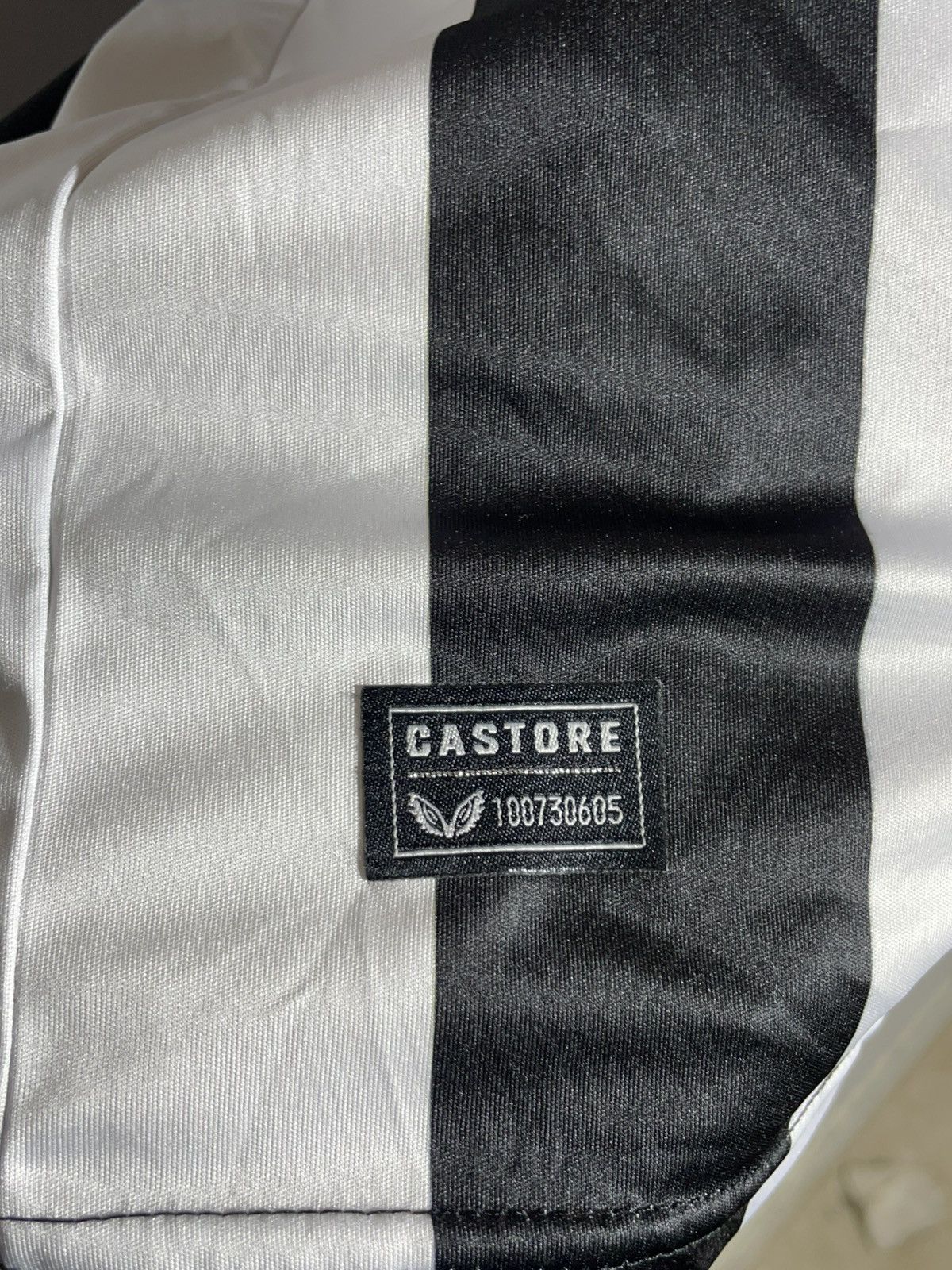 Castore #9 Callum Wilson Newcastle United Castore 2023/24 Jersey Size US XXL / EU 58 / 5 - 11 Thumbnail