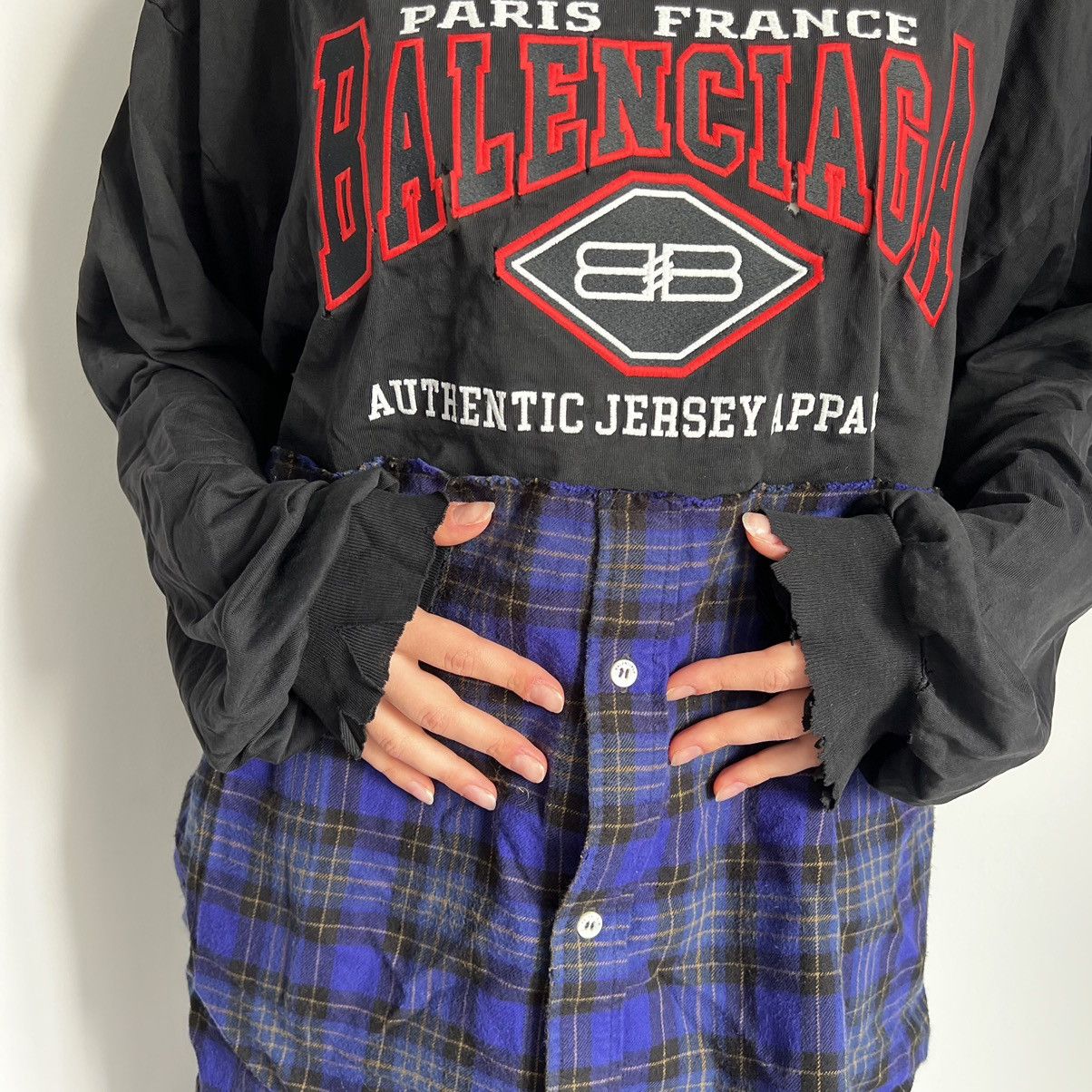 Balenciaga Balenciaga B Authentic Patch Long Sleeve Shirt Size US S / EU 44-46 / 1 - 2 Thumbnail
