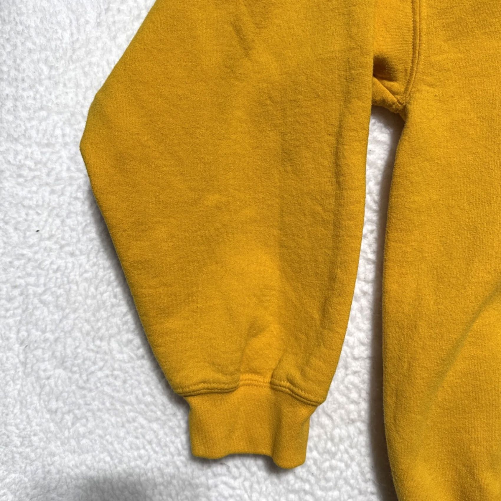 Gildan VINTAGE White Lake Lodge Hoodie Men’s XL White Gildan Fleece Bear Hoodie 90s Outdoor Pockets Drawstring Pullover Cute Size US XL / EU 56 / 4 - 4 Thumbnail