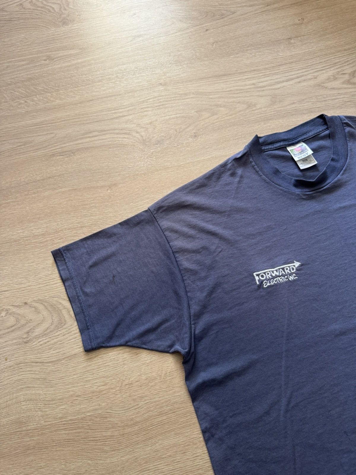 Vintage Vintage 90’s Sunfaded Work Pockets T-Shirt Size US XXL / EU 58 / 5 - 2 Thumbnail