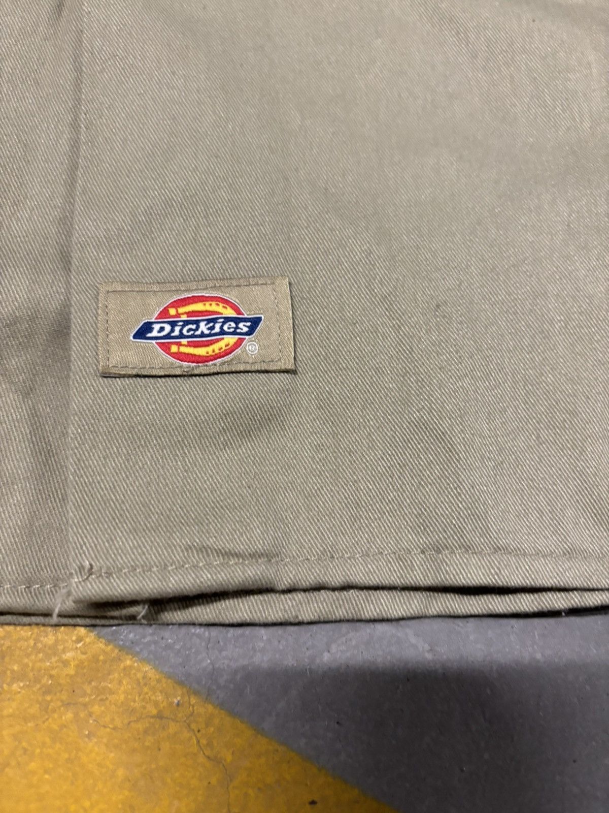 Dickies × Vintage Vintage Dickies Buttons Up Workwear Shirt Olive 90s Size US XL / EU 56 / 4 - 3 Thumbnail