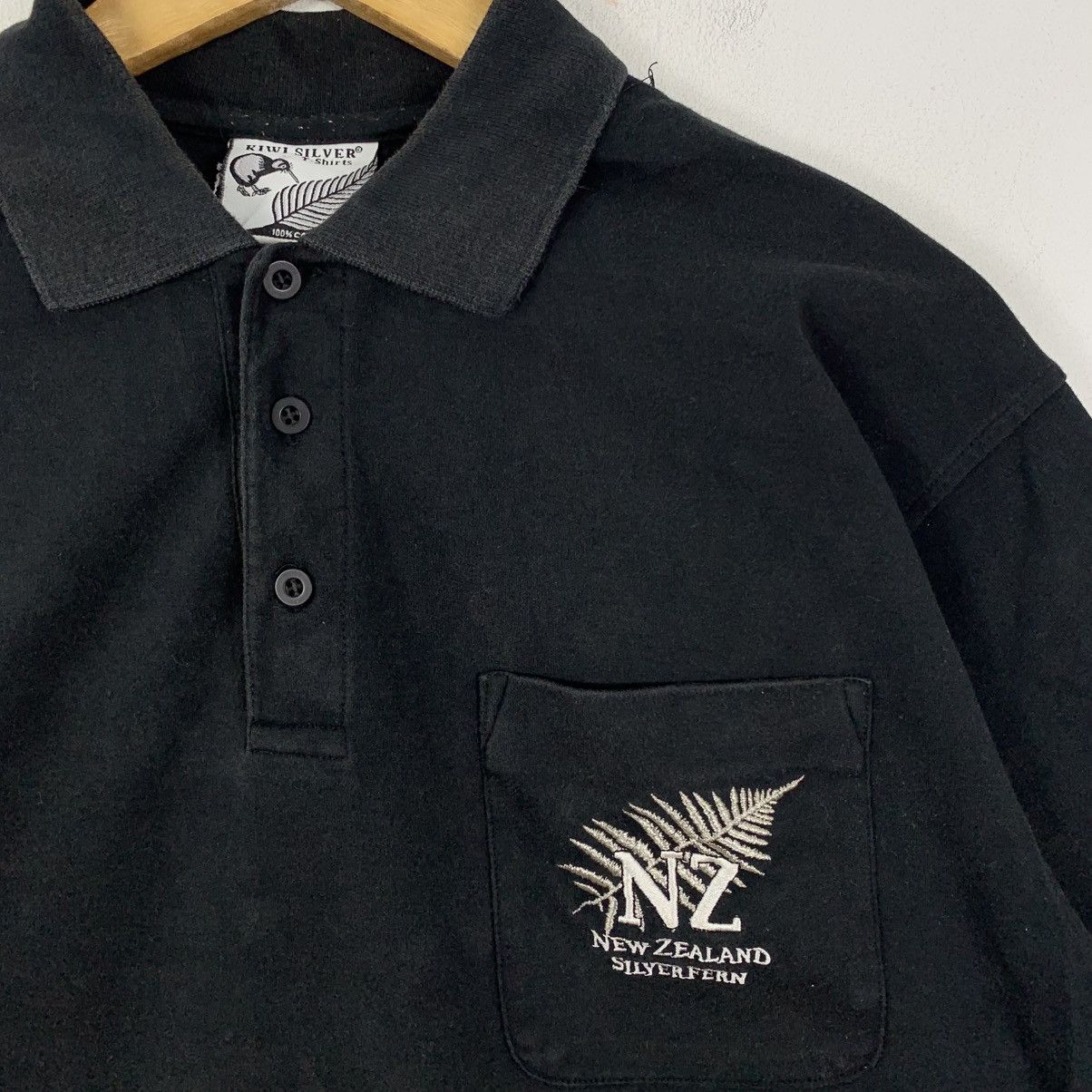 Vintage Vintage NEW ZEALAND Silver Fern Embroidered Collar Tshirt Size US L / EU 52-54 / 3 - 4 Thumbnail