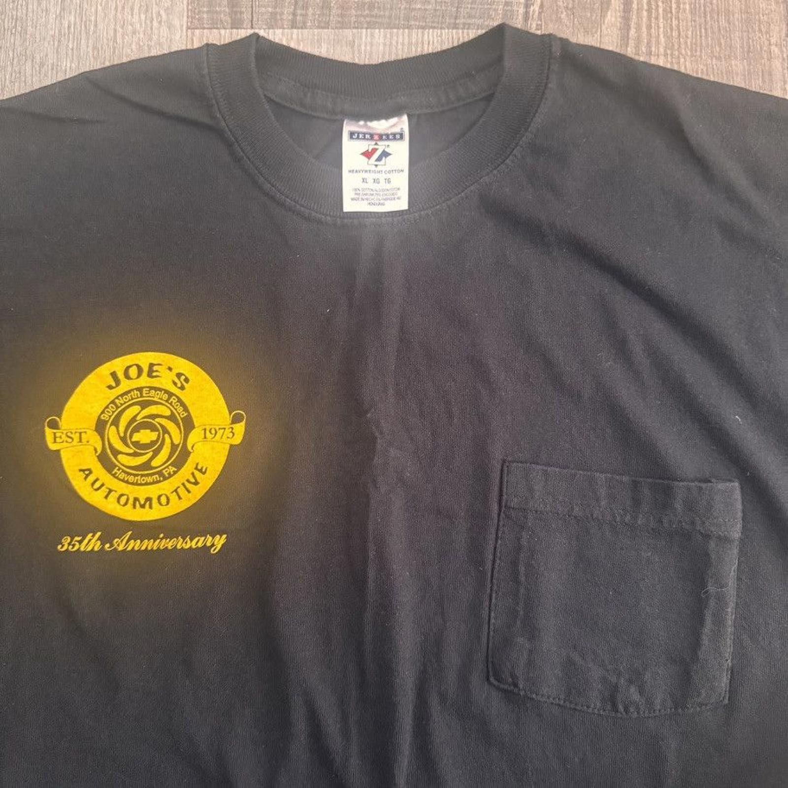 Jerzees JERZEES • VNTG "Joe's Automotive" Pre-Shrunk Tee (XL) Size US XL / EU 56 / 4 - 2 Thumbnail
