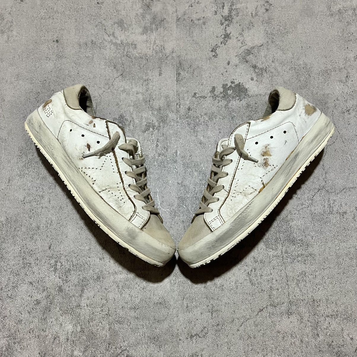 Golden Goose Golden Goose Superstar Perforated Star (Refurbished) Size US 6.5 / EU 39-40 - 2 Thumbnail