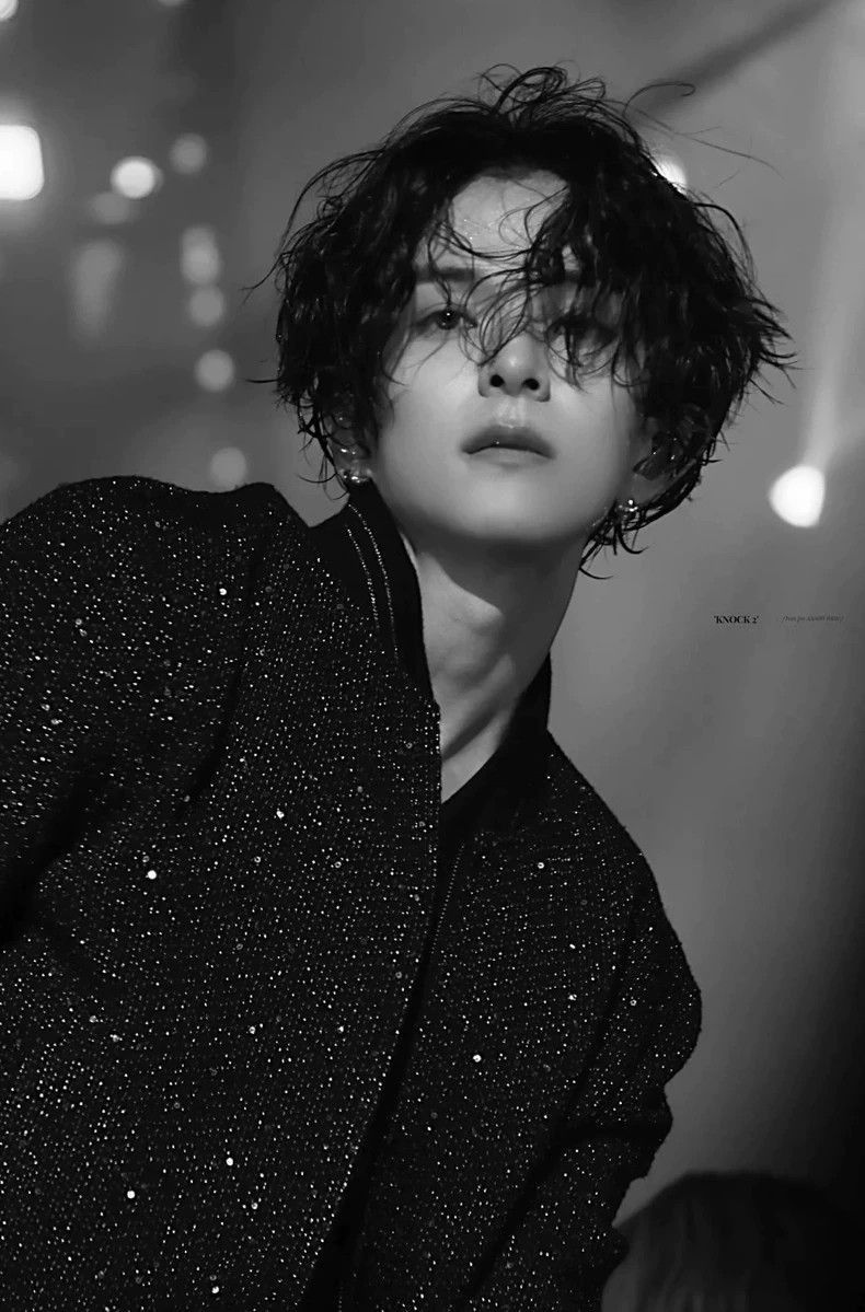 Saint Laurent Paris Saint Laurent Paris 20ss Starry Sky Scale Jacket-2506 Size US M / EU 48-50 / 2 - 6 Thumbnail