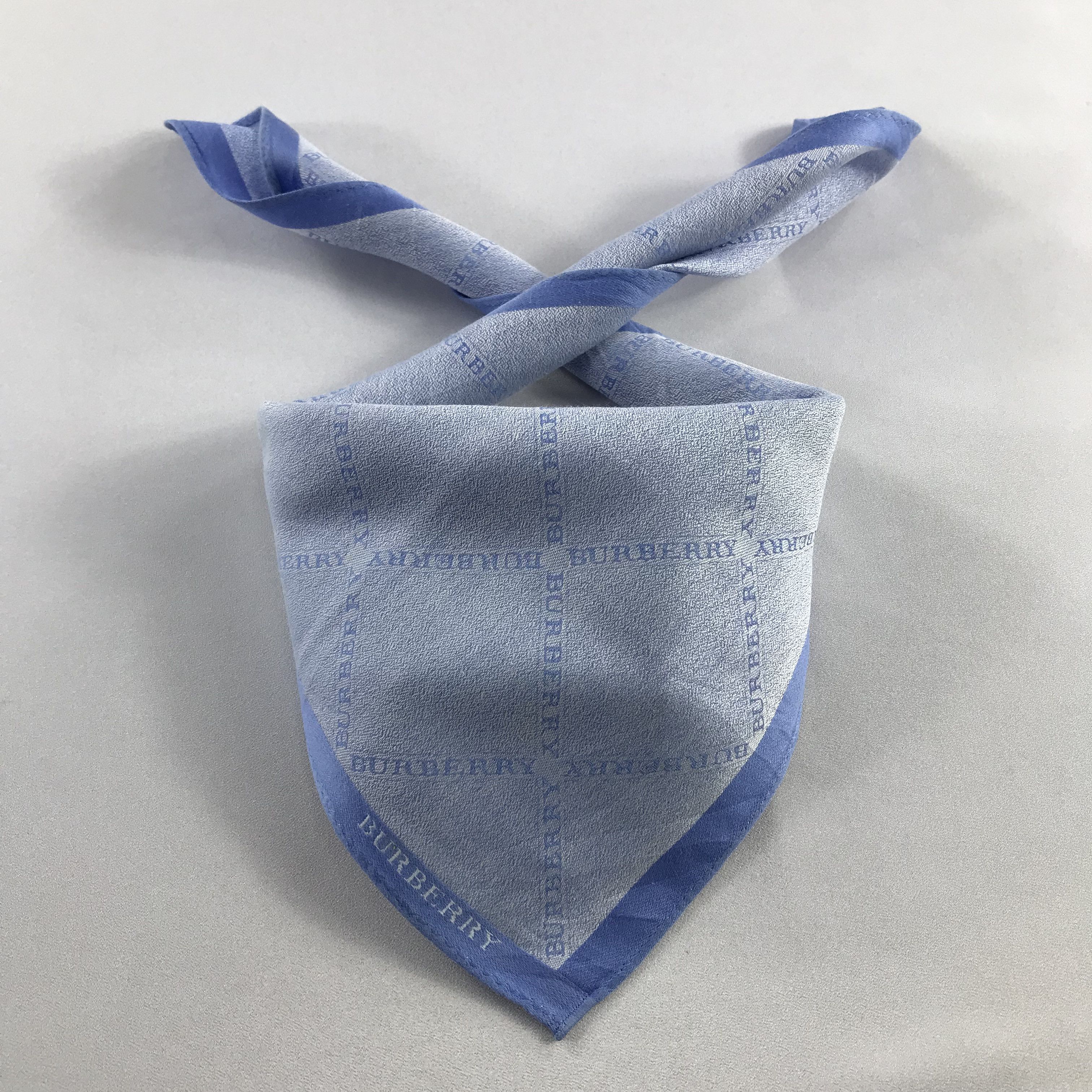 Burberry Burberry Handkerchief / Bandana / Neckerchief C801 Size ONE SIZE - 1 Thumbnail