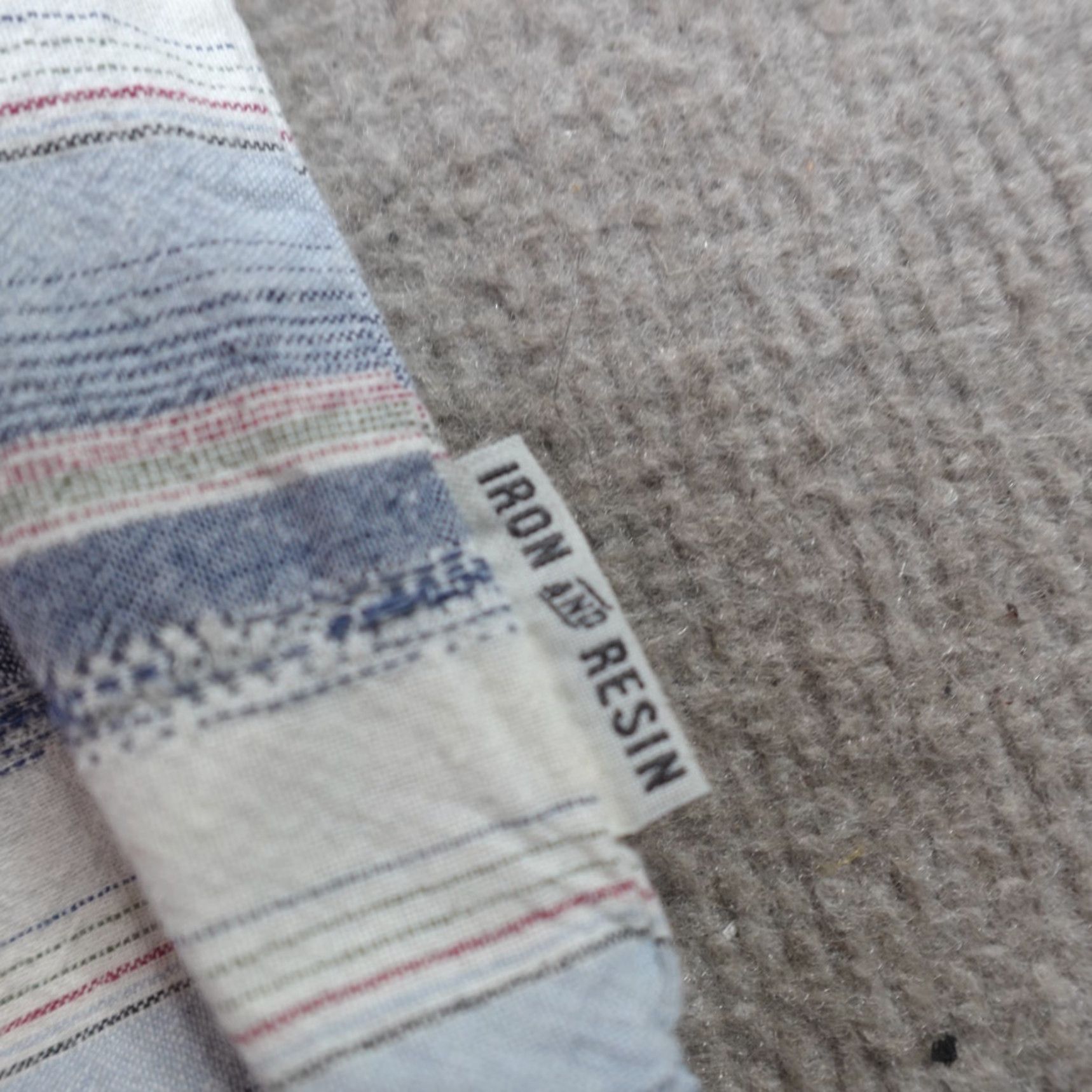 Vintage Iron & Resin Shirt Beige Striped Button-Up Short Sleeve Cotton Popover Small S Mens Size US S / EU 44-46 / 1 - 2 Thumbnail