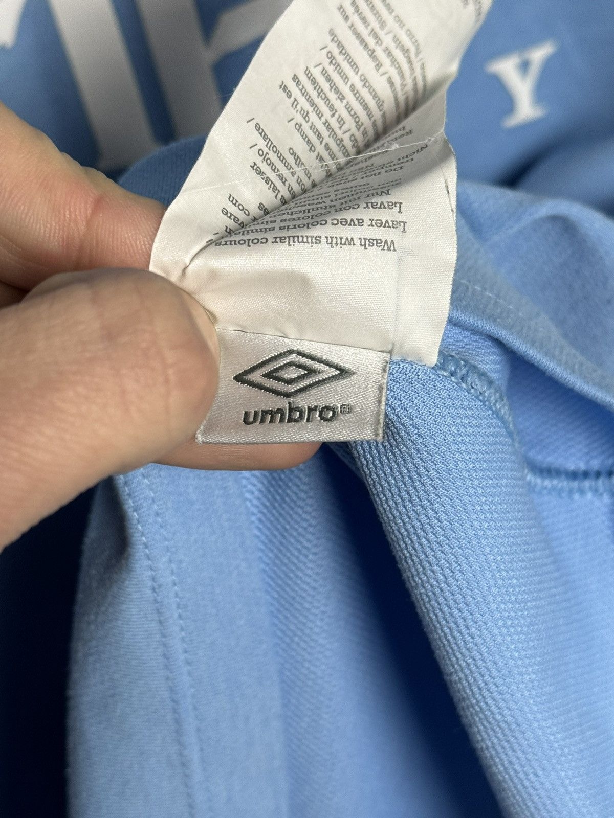 Umbro Manchester City 09/10 Home Football Long Sleeve Jersey Size US S / EU 44-46 / 1 - 7 Thumbnail