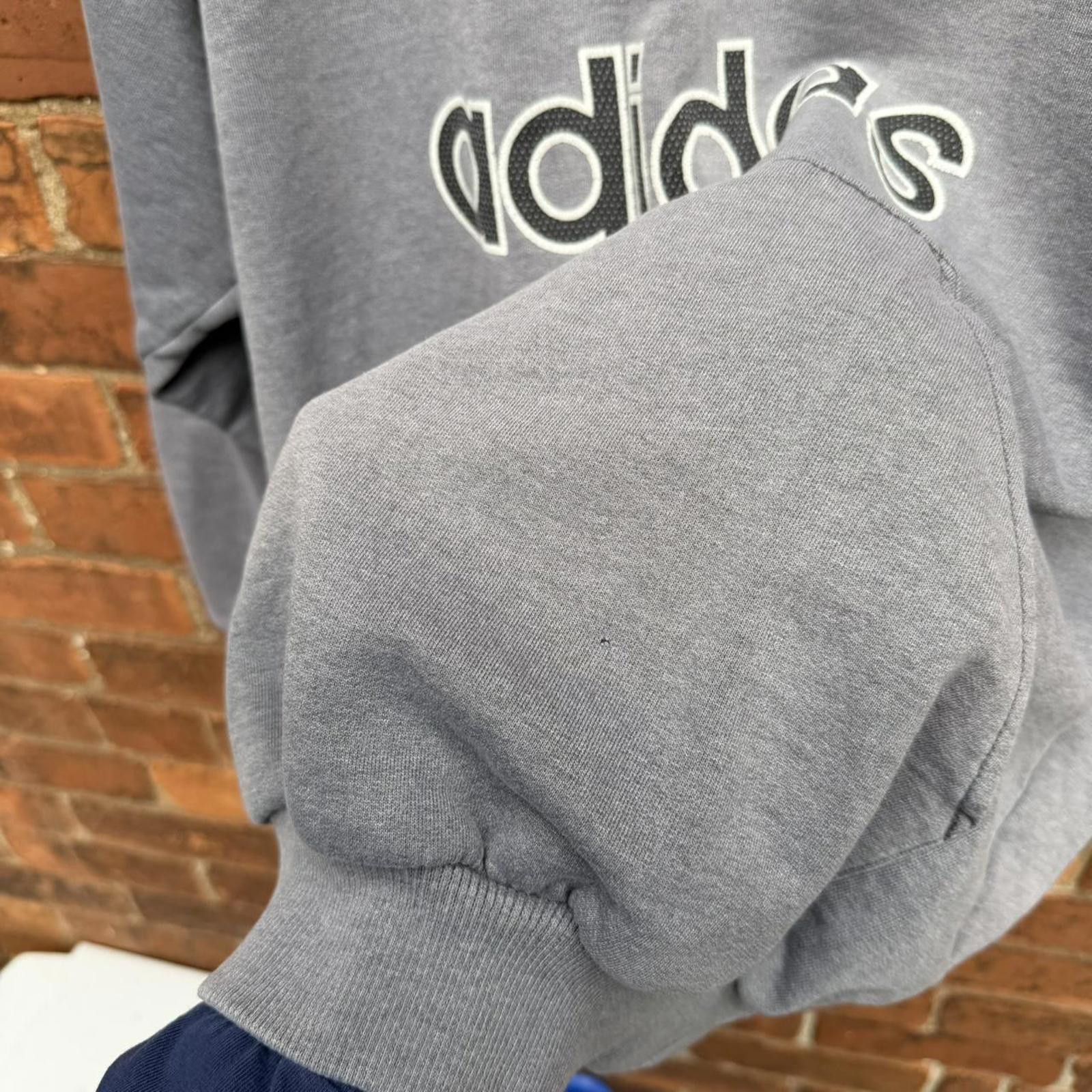 Adidas Vintage adidas striped sleeves hoodie par priva sport L Size US L / EU 52-54 / 3 - 6 Thumbnail