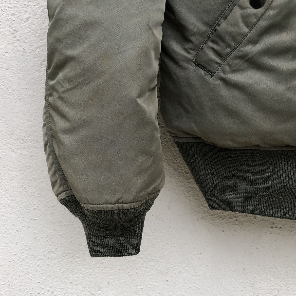 Vintage Vintage U.S. Air Force B-15D Intermediate Ma-1 Bomber Jacket Size US L / EU 52-54 / 3 - 8 Thumbnail