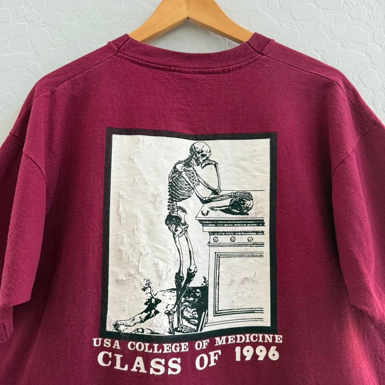 Fruit Of The Loom Vintage 1996 usa college of medicine art t-shirt Size US XL / EU 56 / 4 - 1 Thumbnail