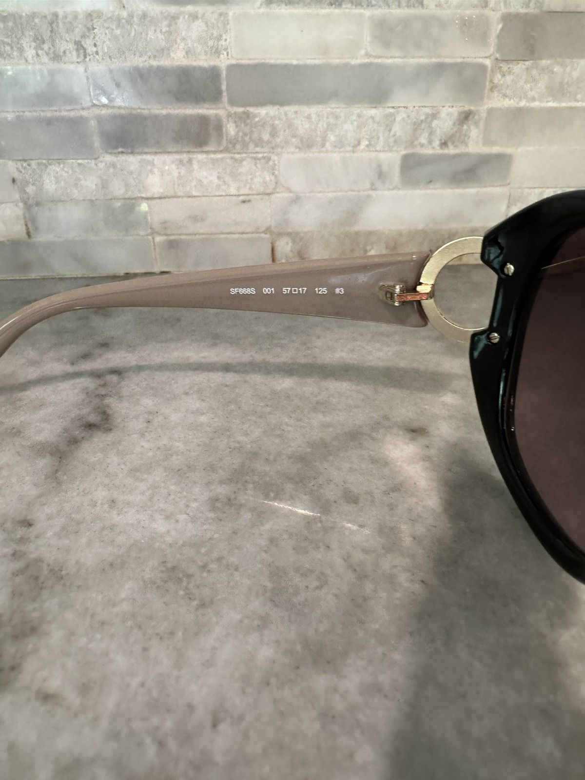 Salvatore Ferragamo Salvatore Ferragamo SF668 Sunglasses Size ONE SIZE - 5 Thumbnail