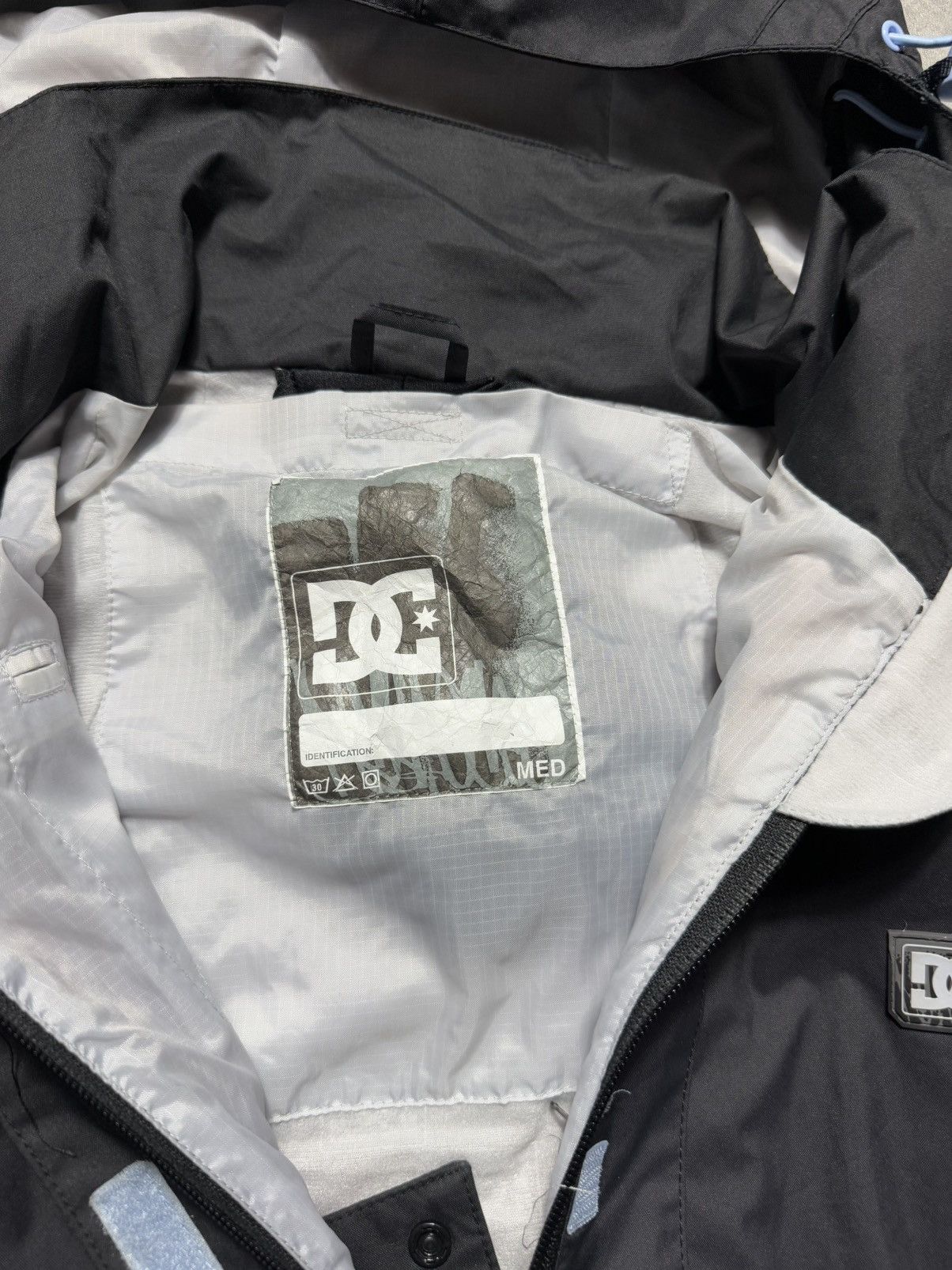 DC × Vintage Dc Tracksuit Outdoor Windproof Tech Jacket Rare Find 00s Size US M / EU 48-50 / 2 - 8 Thumbnail