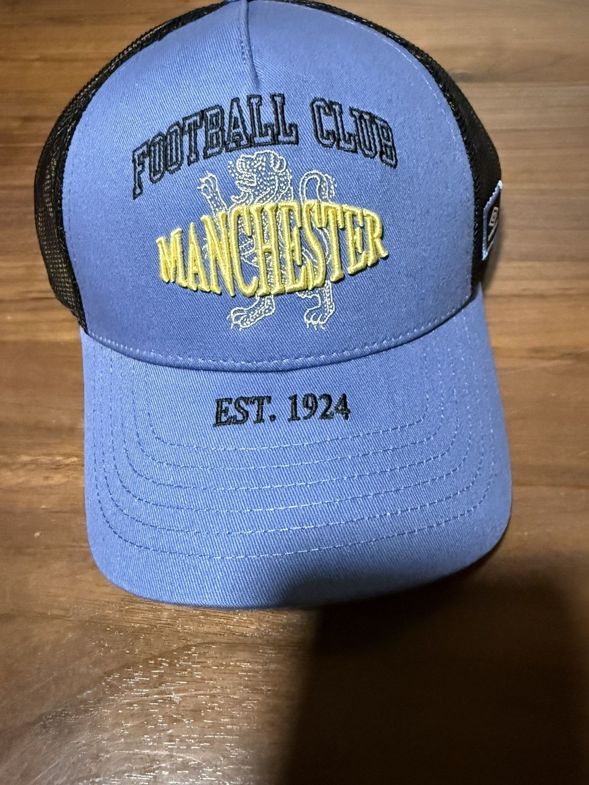 Umbro Umbro Manchester Football Club Trucker Hat SnapBack Blue Size ONE SIZE - 2 Thumbnail