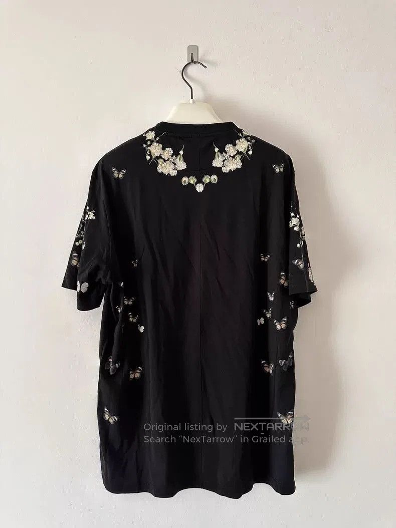 Givenchy Givenchy Virgin Mary All-Over Star Petal Short Sleeve T-Shi Size US S / EU 44-46 / 1 - 2 Thumbnail