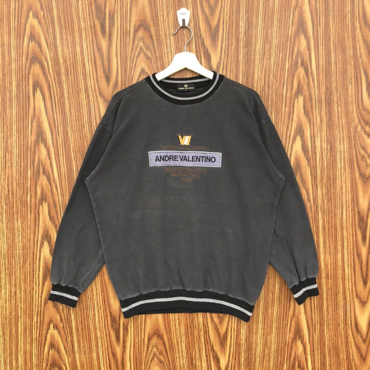 Vintage Vintage Andre Valentino Paris Sweatshirt Size US L / EU 52-54 / 3 - 1 Thumbnail
