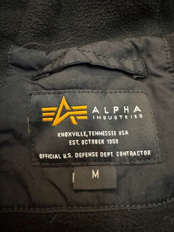 Alpha Industries Alpha Industries Anorak Insulated Fur Jacket size M Size US M / EU 48-50 / 2 - 12 Thumbnail