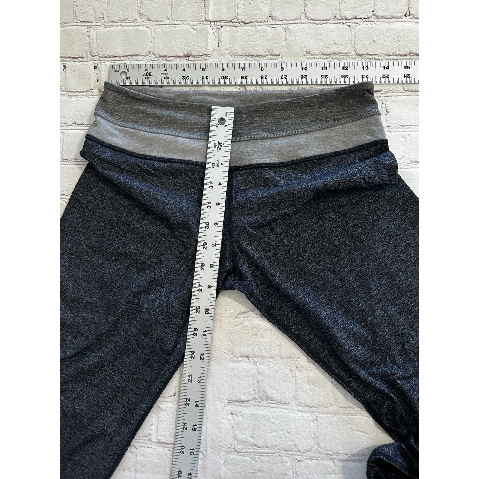 Lululemon lululemon straight leg size 6 Size 28" / US 6 / IT 42 - 8 Thumbnail