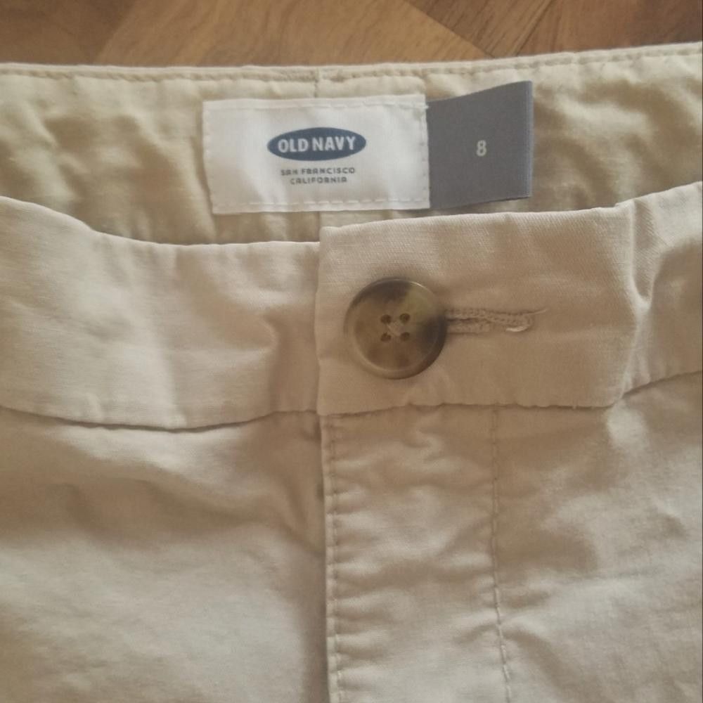 Old Navy Old Navy Khaki Shorts Size 8 Size 30" / US 8 / IT 44 - 3 Thumbnail