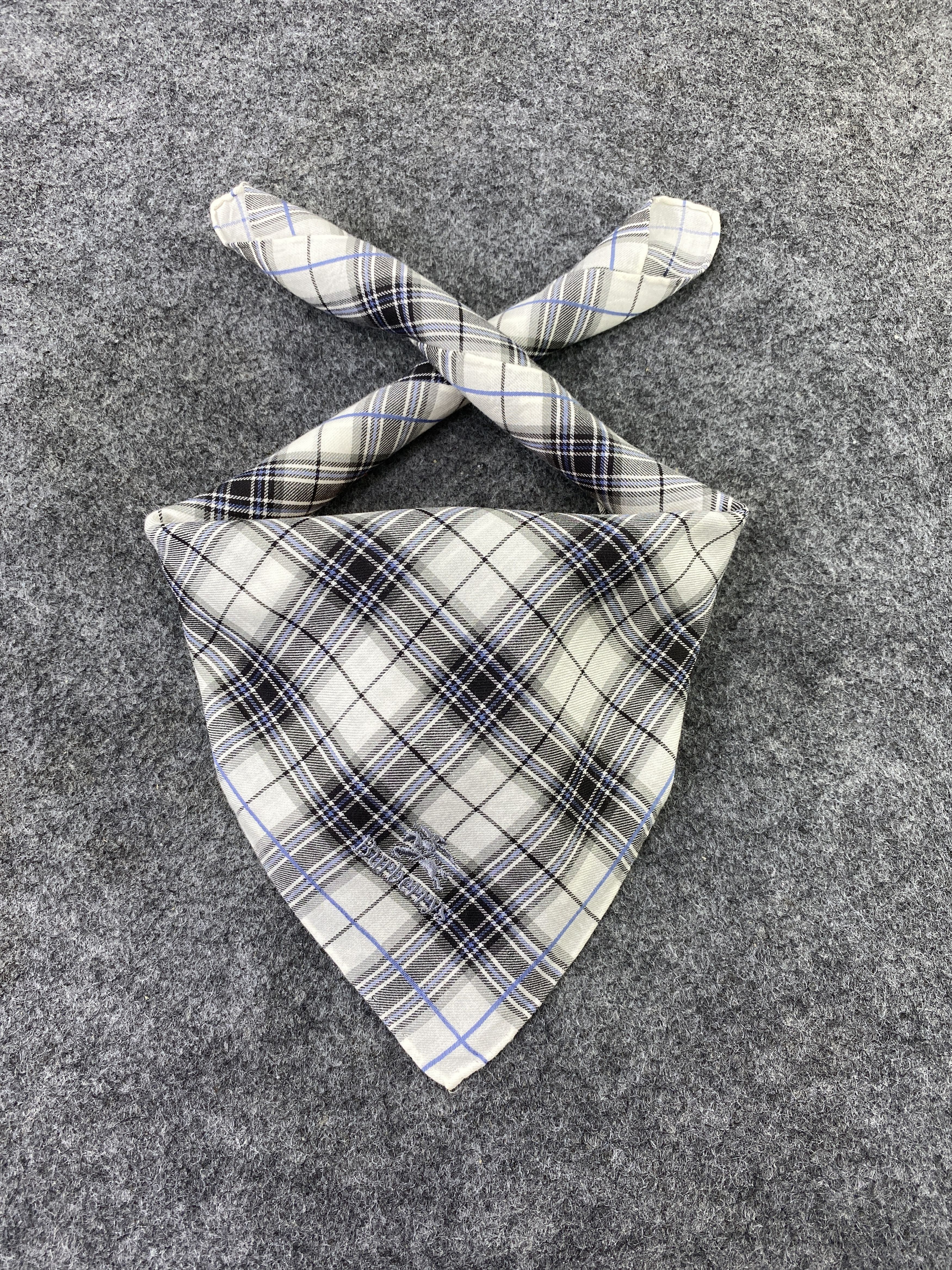Burberry × Vintage Burberry Handkerchief / Bandana / Neckerchief-B178 Size ONE SIZE - 2 Thumbnail