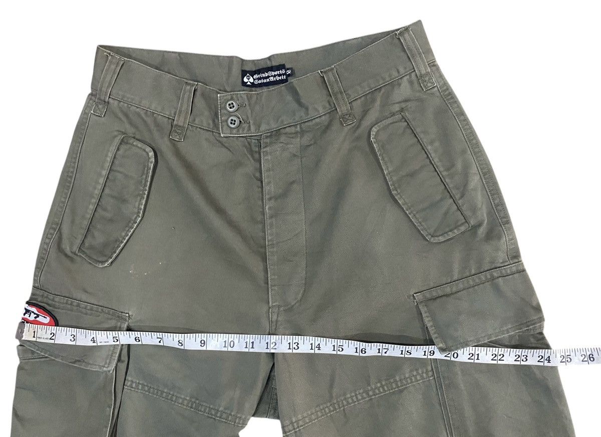 SATAN ARBEIT Short Pant Cargo
