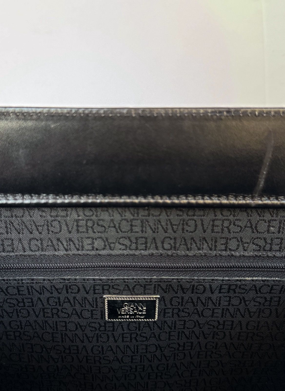 Versace Gianni Versace black leather bag Versace Medusa head Size ONE SIZE - 4 Thumbnail