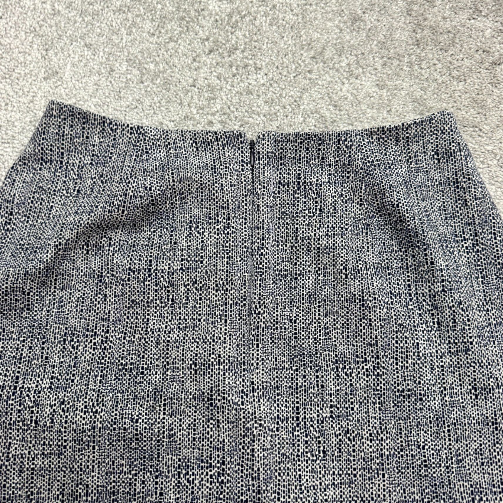 Lands' End Lands' End Skirt Womens 6 Blue Geometric Pockets Lined Pencil Short 21in 28in Waist Adult Womens Classic Workwear Size 28" / US 6 / IT 42 - 3 Thumbnail