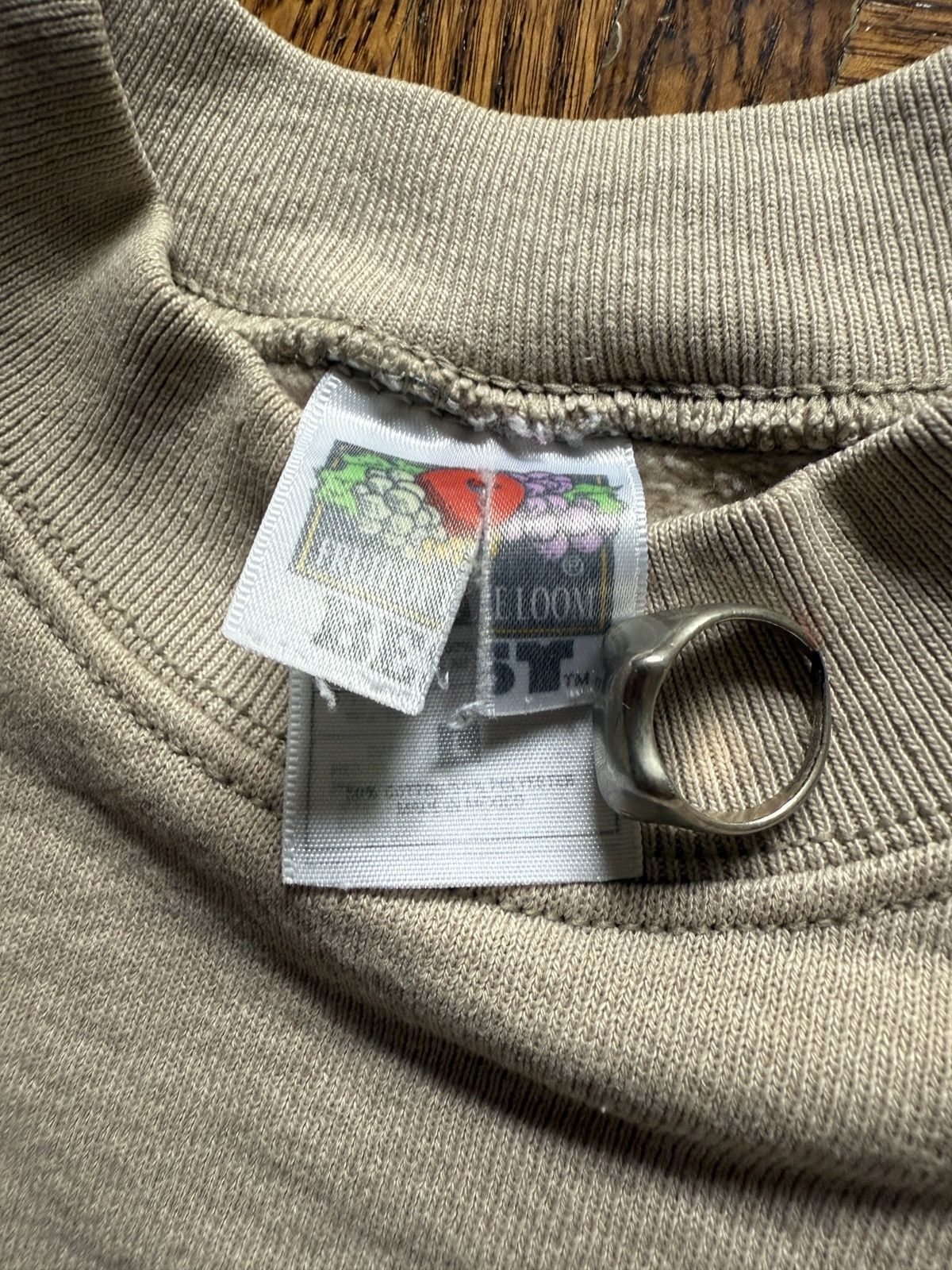 Vintage Vintage 90s Fruit of the Loom Blank Crewneck Sweatshirt Size US L / EU 52-54 / 3 - 4 Thumbnail
