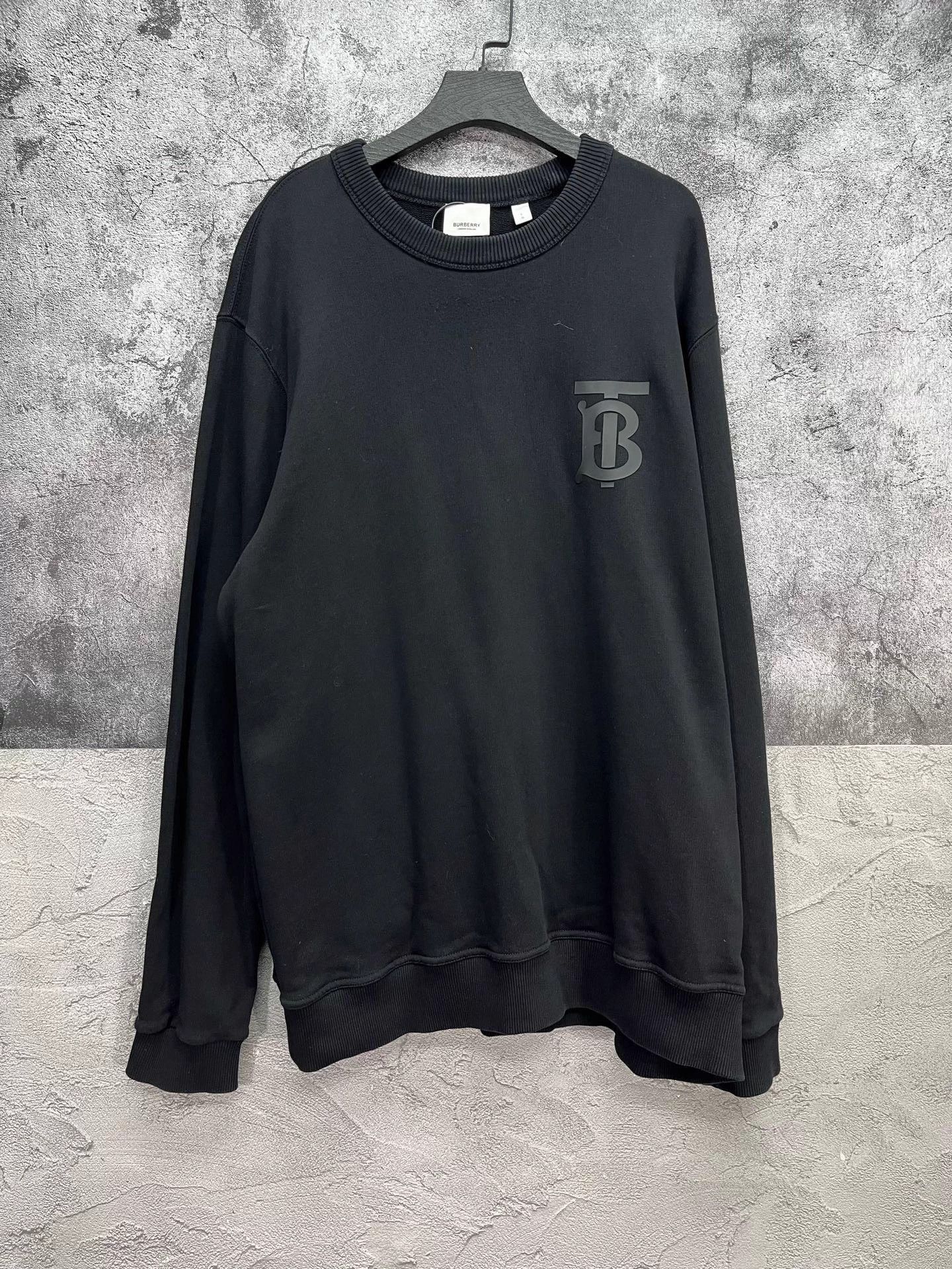 Burberry BURBERRY TB crewneck sweatshirt L 99 new Size US L / EU 52-54 / 3 - 1 Thumbnail