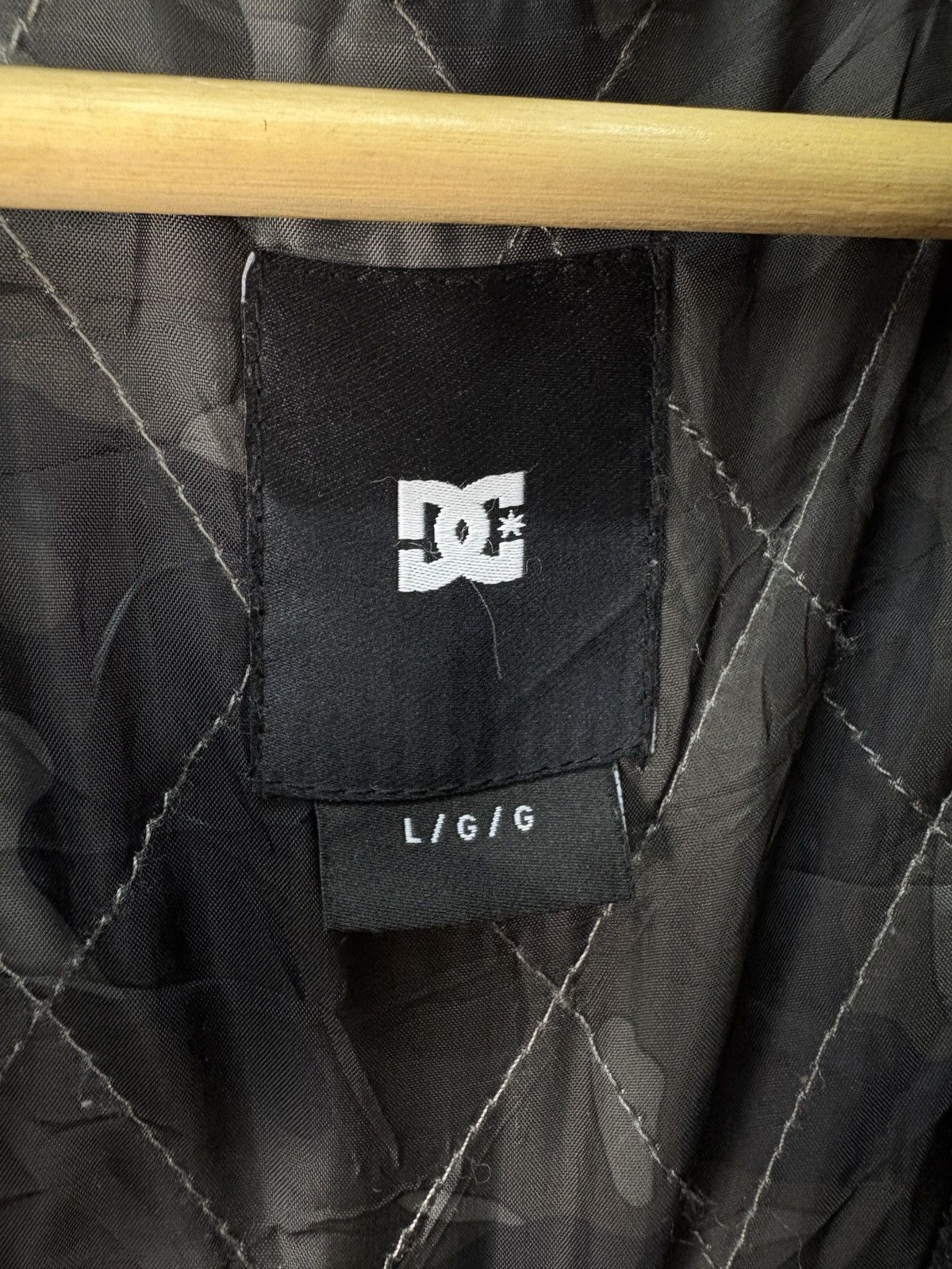 DC Vintage Dc Shoes Varsity Jacket Wool Size US L / EU 52-54 / 3 - 9 Thumbnail