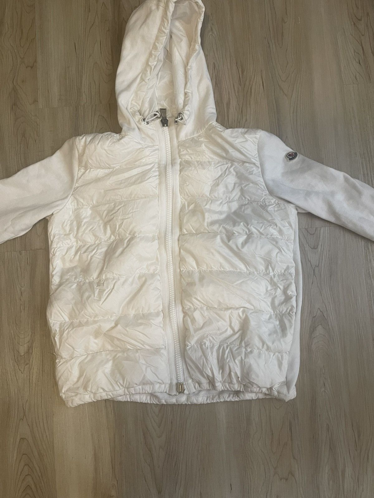 Moncler Monclear puffer long sleeve hooded vest Size US L / EU 52-54 / 3 - 1 Thumbnail