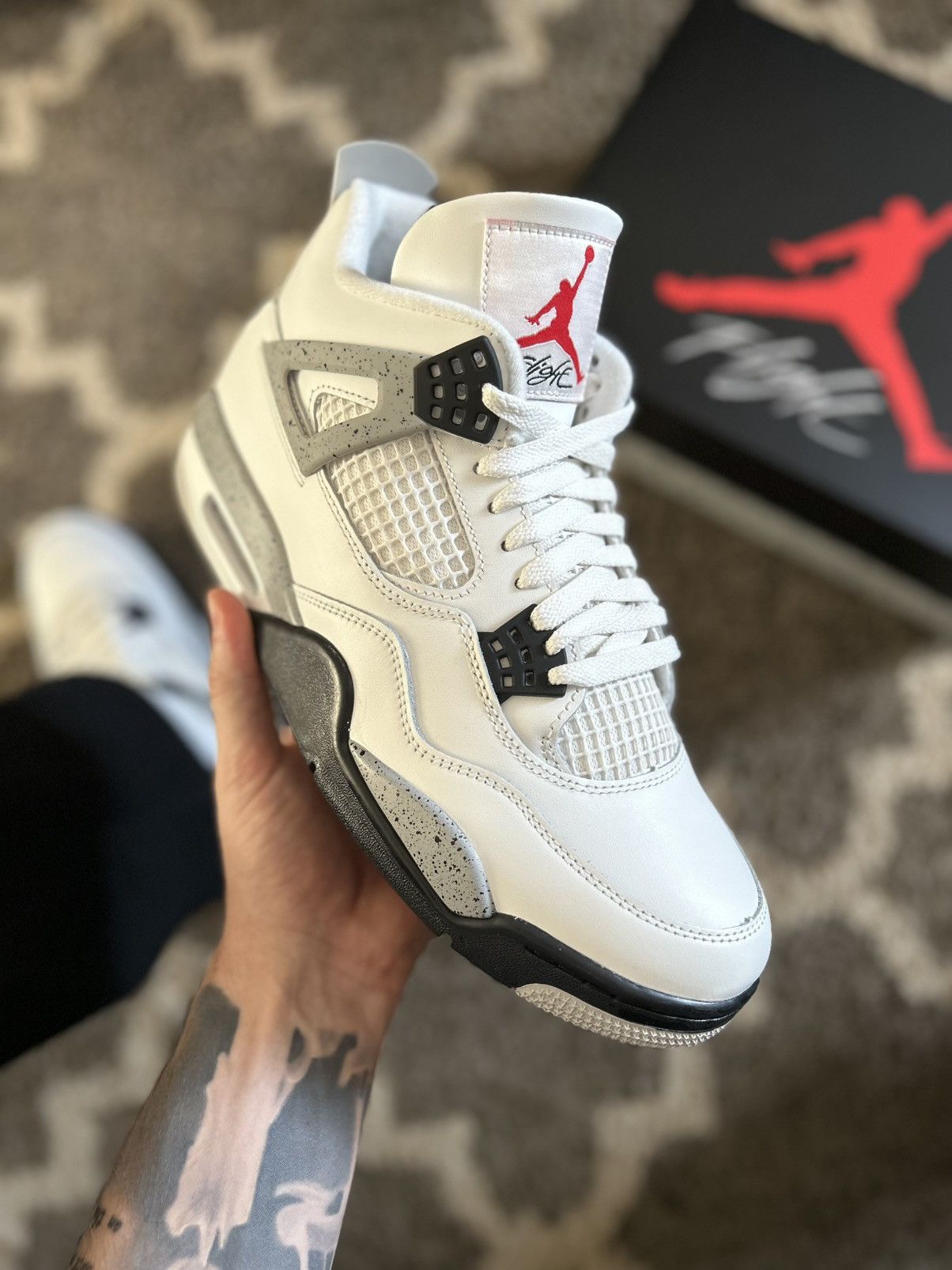 Jordan Brand Jordan 4 White cement Size US 10.5 / EU 43-44 - 2 Thumbnail