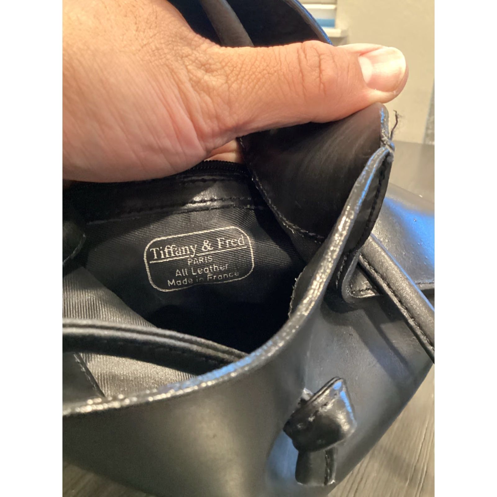 Tiffany & Co. TIFFANY & CO. Large Black Leather Shoulder Bag - Backpack/Purse, Designer Women's аксессуар Size ONE SIZE - 7 Thumbnail