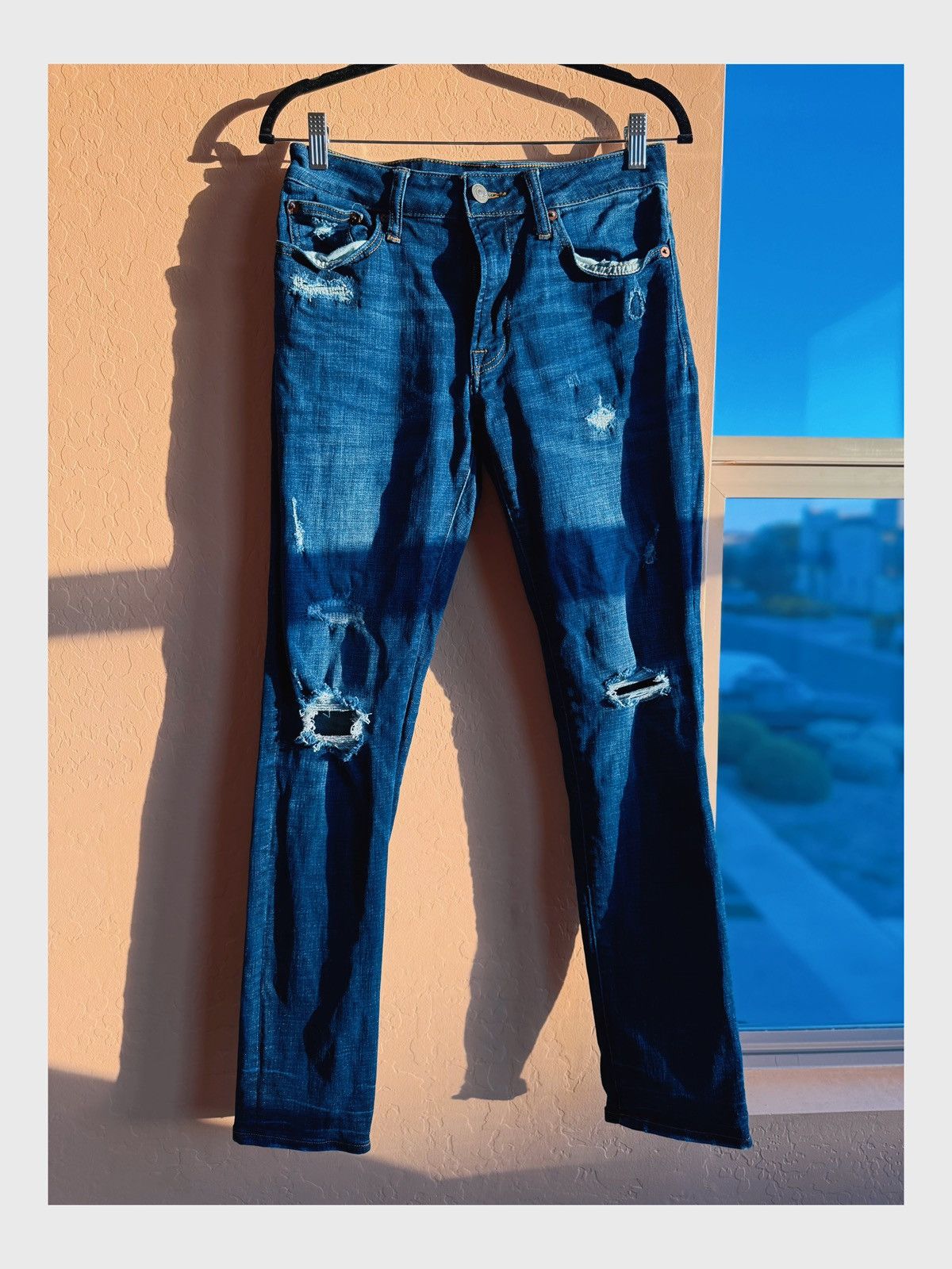 American Eagle Outfitters American Eagle Distressed Jeans - 30x32 Size US 30 / EU 46 - 1 Thumbnail