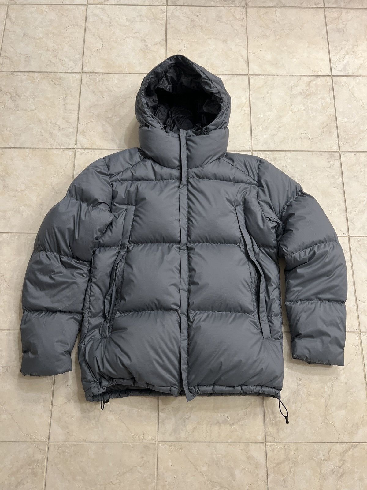 Image of Snow Peak Puffer Jacket in Grey, Men's (Size XL)