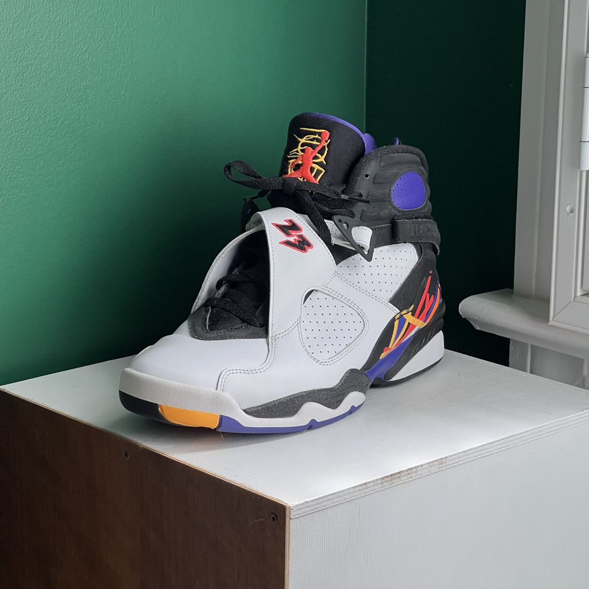 Nike Jordan 8 Retro Three Peat Size US 10 / EU 43 - 1 Thumbnail