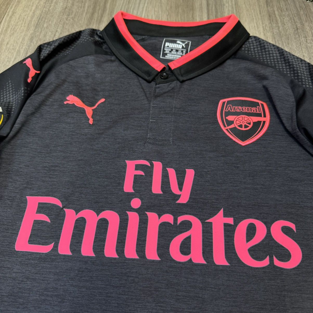 Puma Arsenal 17/18 Europa third away #9 Lacazette Size US M / EU 48-50 / 2 - 3 Thumbnail