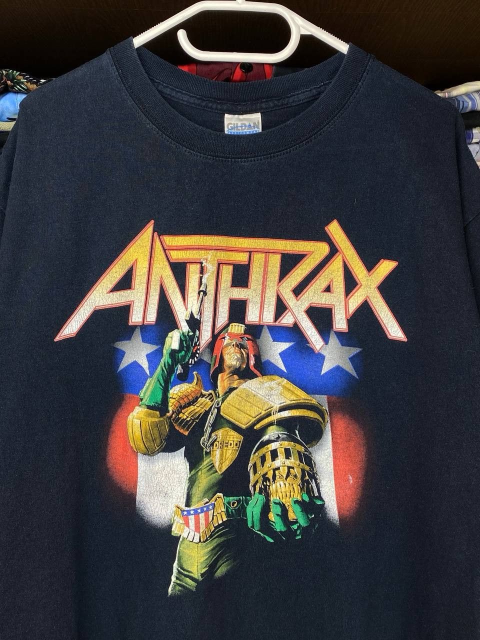 Band Tees × Vintage Vintage Anthrax 1997-2004 "I Am The Law" Dredd Graphic Tee Size US XL / EU 56 / 4 - 5 Thumbnail