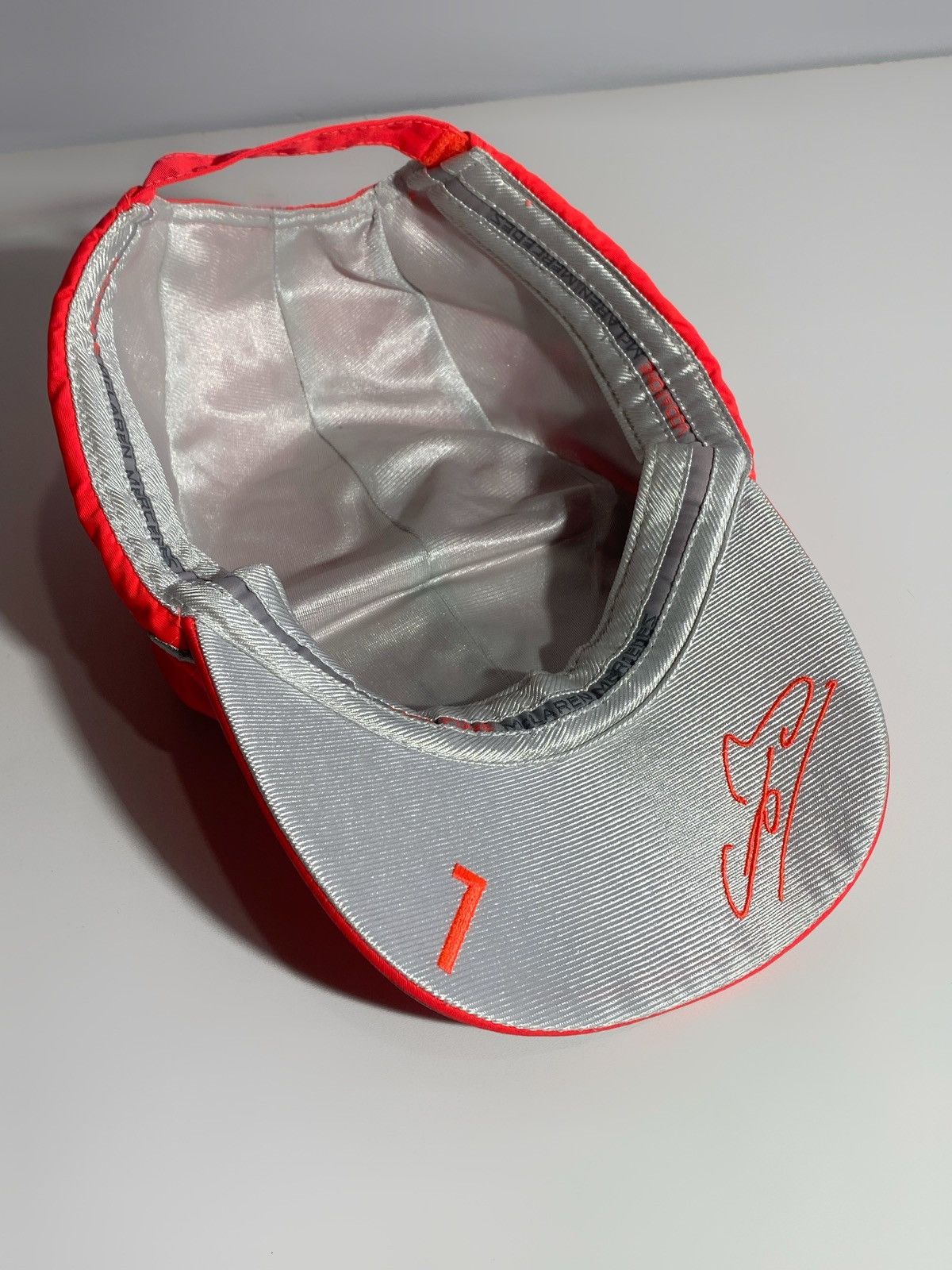 Mercedes-Benz Vintage Vodafone McLaren Mercedes 5 panel Cap Size ONE SIZE - 15 Thumbnail