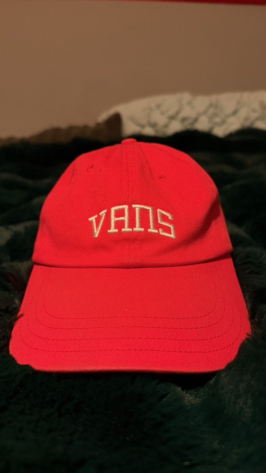 Vans Vans Baseball Cap Red White Embroidered Strapback Adjustable Size ONE SIZE - 2 Thumbnail