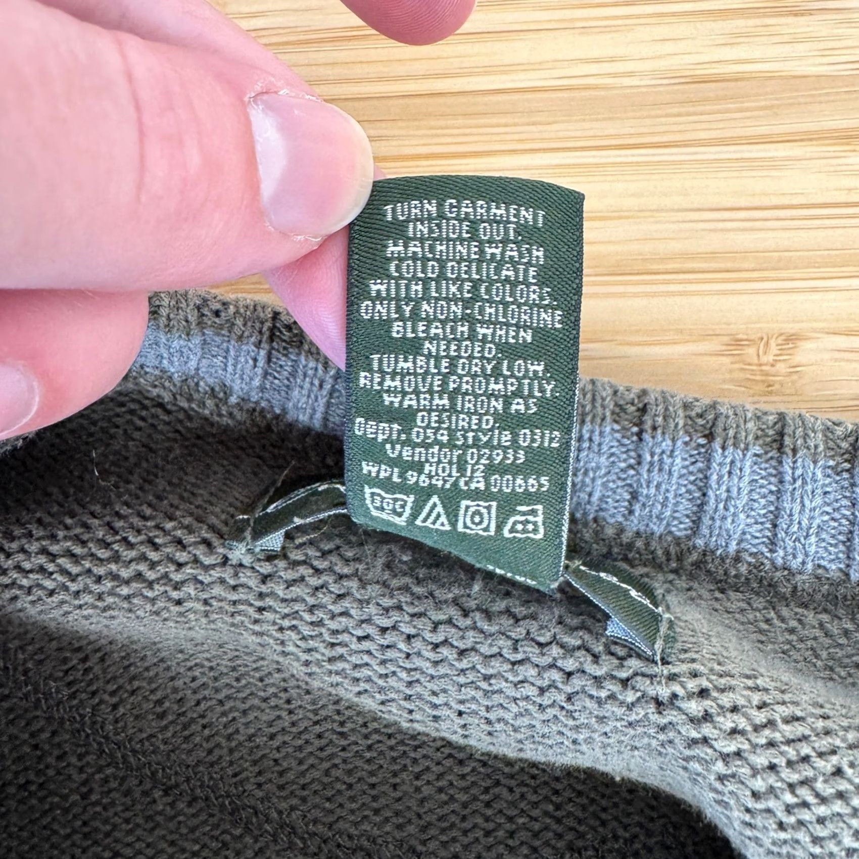 Eddie Bauer Eddie Bauer Sweater Crew Neck Olive Green Solid Cotton Mens L Classic Seattle USA Size US L / EU 52-54 / 3 - 4 Thumbnail