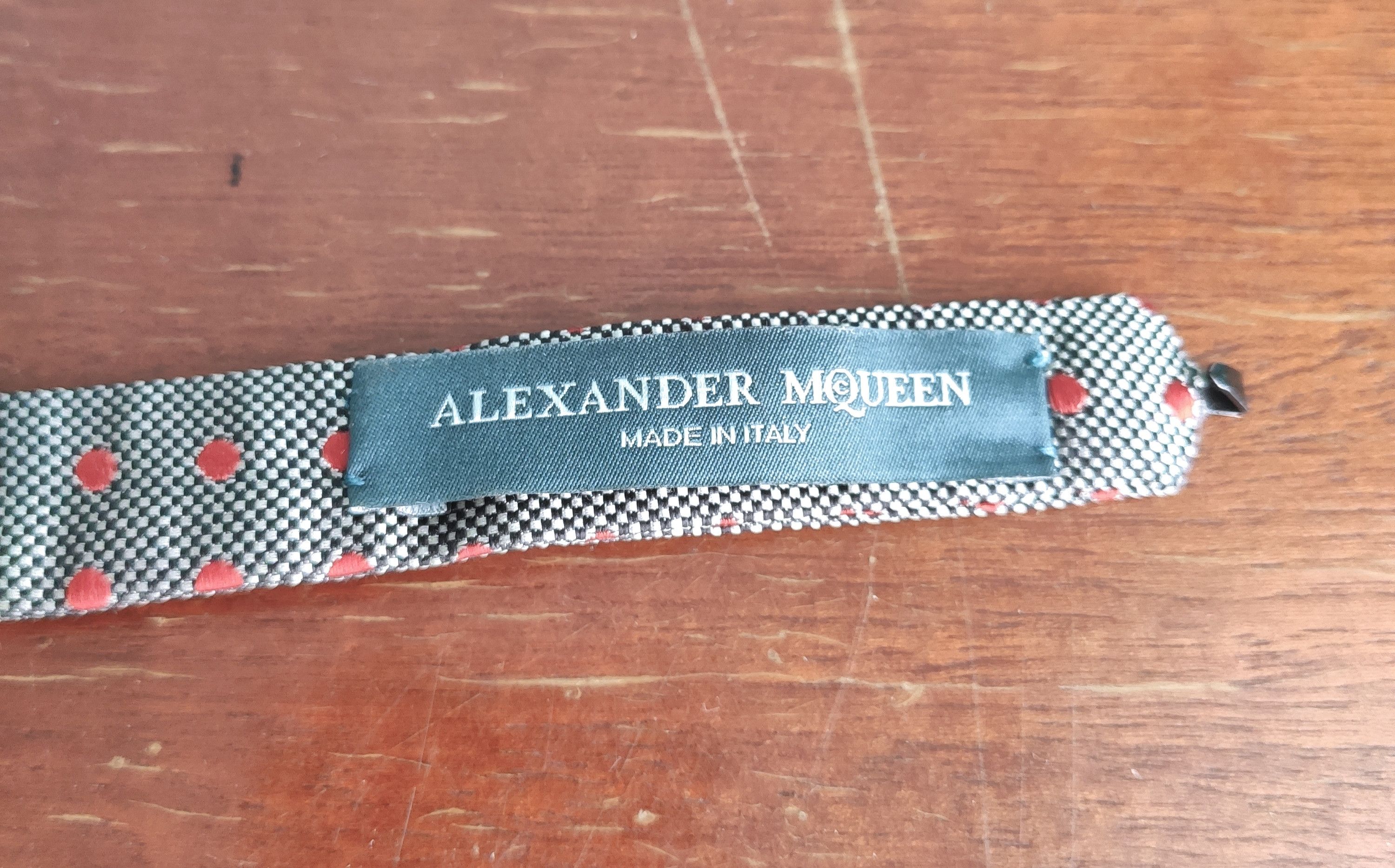Alexander McQueen Bowtie x2.Like Saint Laurent or Dior Homme. Size ONE SIZE - 4 Thumbnail
