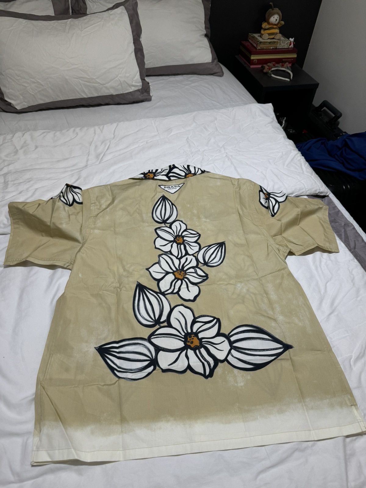 Prada Prada Sand and Flower Design Shirt Size US M / EU 48-50 / 2 - 8 Thumbnail